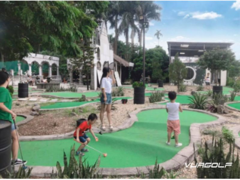 ưu điểm thi công sân golf quán cafe