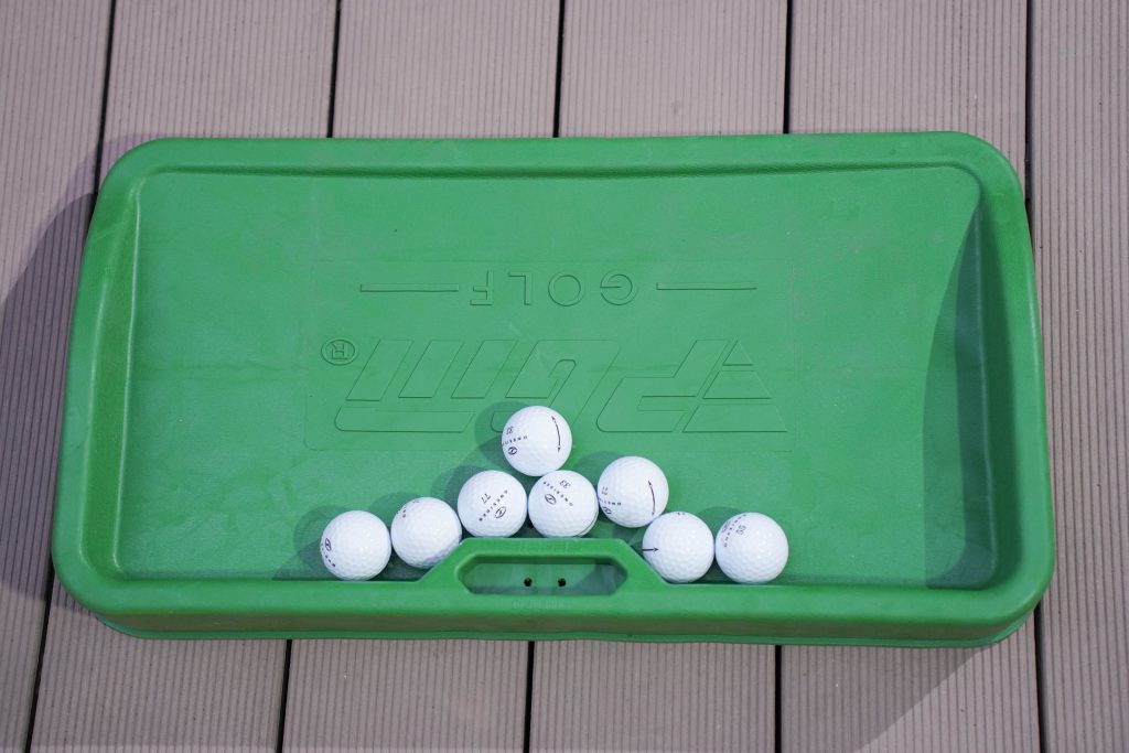 Combo khung tập golf tại nhà tiêu chuẩn 10 món 27 Bóng golf trắng Like New 2 lớp