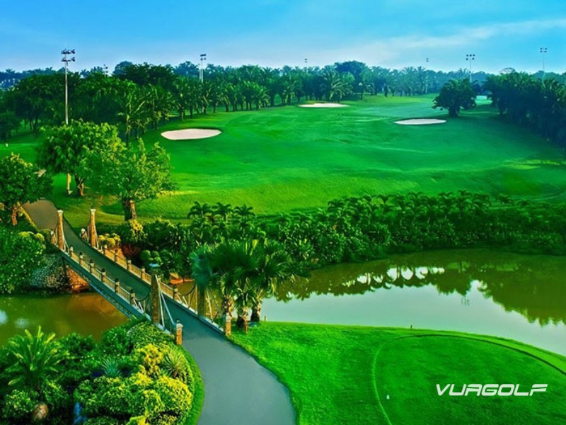 Sân golf Rạch Chiếc thu hút giới golfer khắp bốn phương