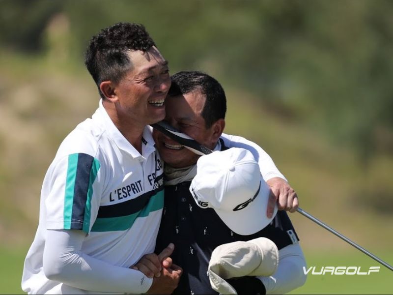 Golfer Jamie Bảo Nguyên