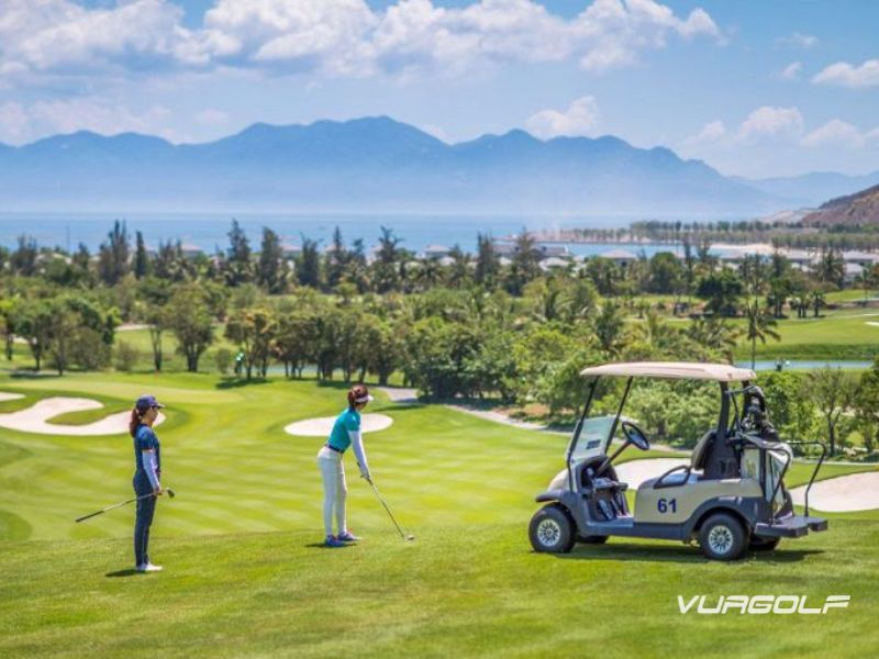 dịch vụ sân golf vinpearl nam hội an