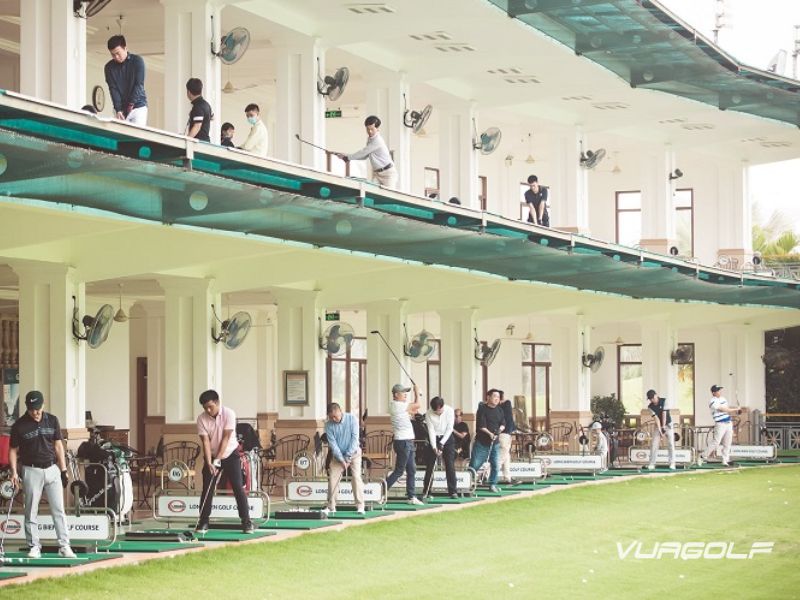 sân tập golf Long Biên