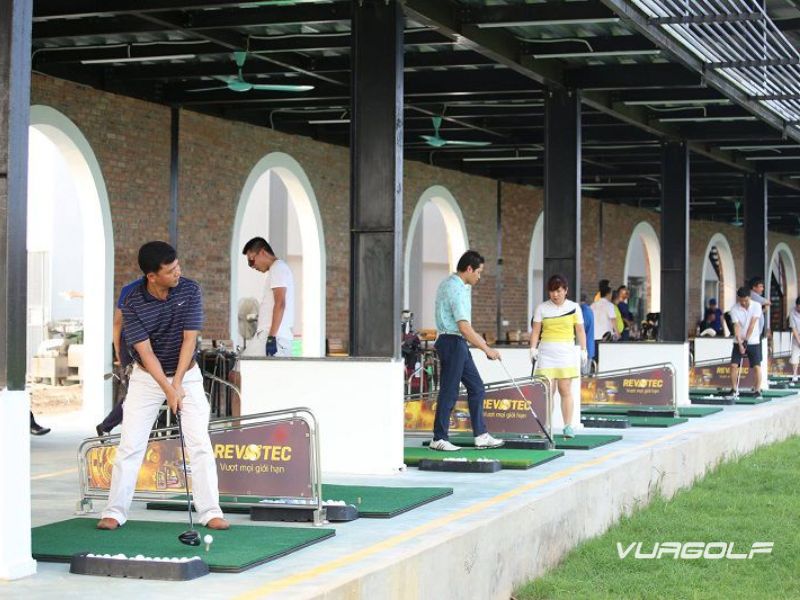 Lưu ý khi đến sân tập golf Hà Đông
