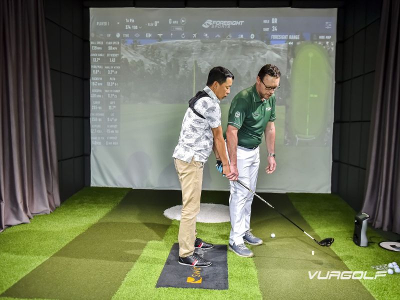 học golf tại The Golf Hub