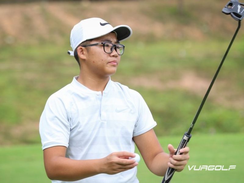 phong cách chơi của golfer Trần Lam