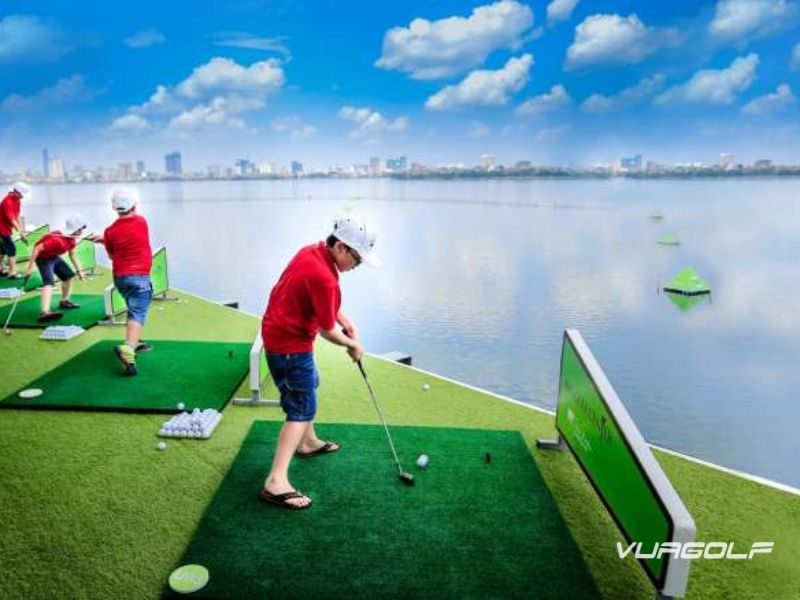 sân tập golf Hanoi Club