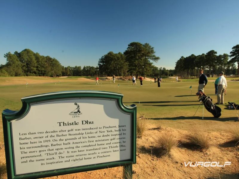 sự phát triển của thi công sân golf mini